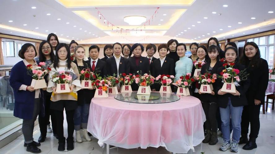 【沙法要闻丨致敬"她"】春暖沙法,幸好有你